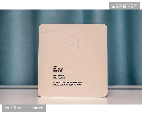 规则的灰色地带：当选手使用混合了Vectran等不同纤维以提升抗疲劳性能的“定制版”FastFlight弓弦时，这是否构成了对现有器材规则的挑战？